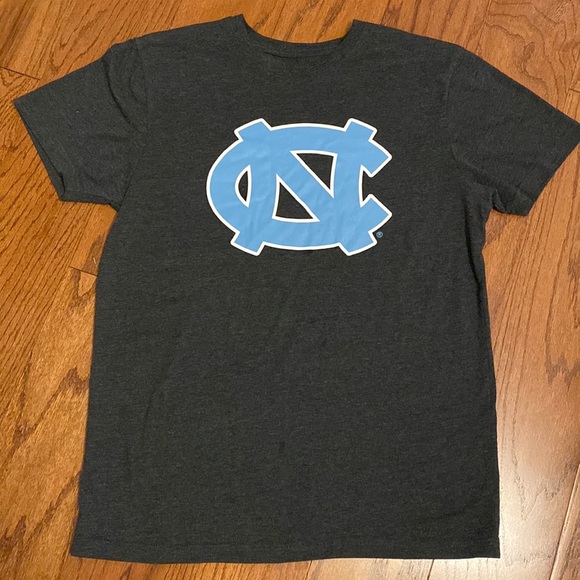 E5 unisex short sleeves UNC t-shirt- size LARGE - Picture 3 of 8